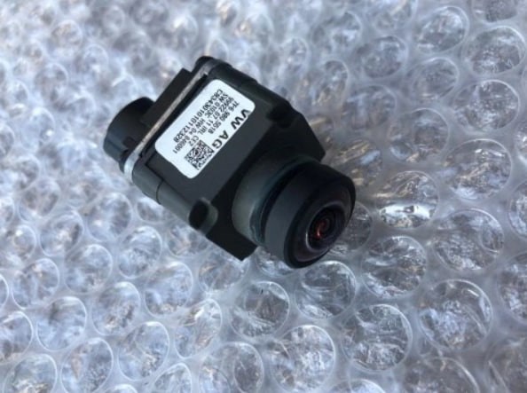 Камера системи забезпечення видимості 7P6980551A VAG