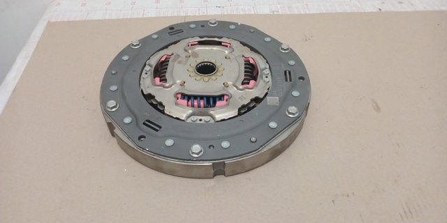 Диск зчеплення 3127033030 TOYOTA