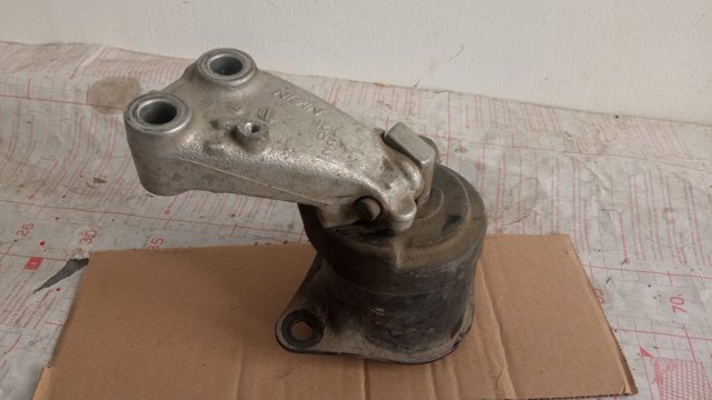 Права опора двигуна 50820T2FA01 HONDA