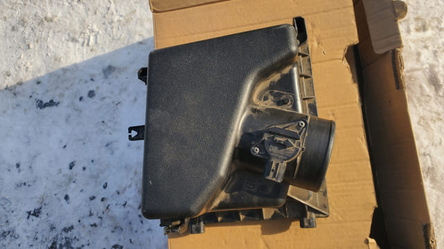 Корпус повітряного фільтра, верхня частина 1770525050 TOYOTA