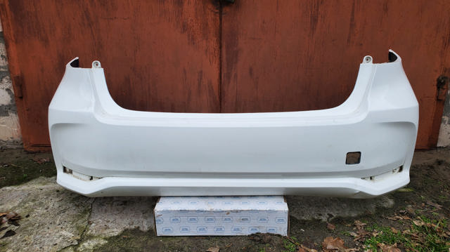 Бампер задній 521590Z953 TOYOTA