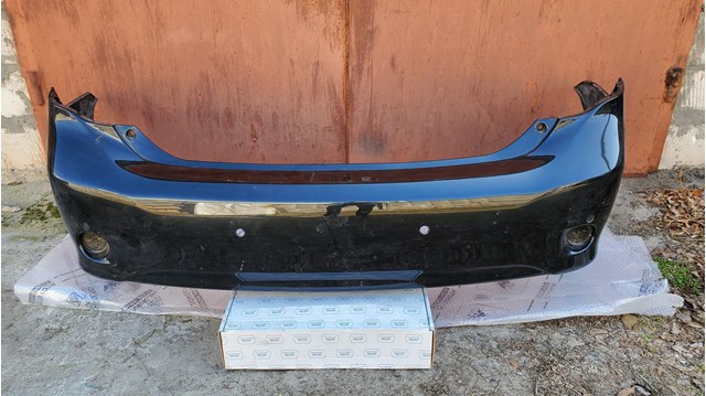 Бампер задній 5215912934 TOYOTA