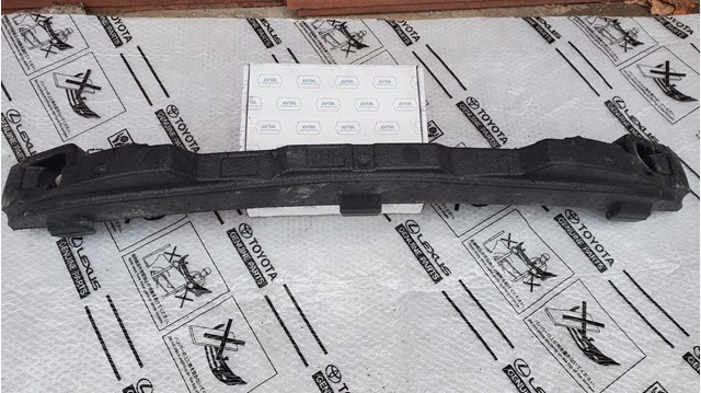 Абсорбер бампера переднього 5261102390 TOYOTA