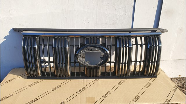 Захисна решітка радіатора 5310160955 TOYOTA