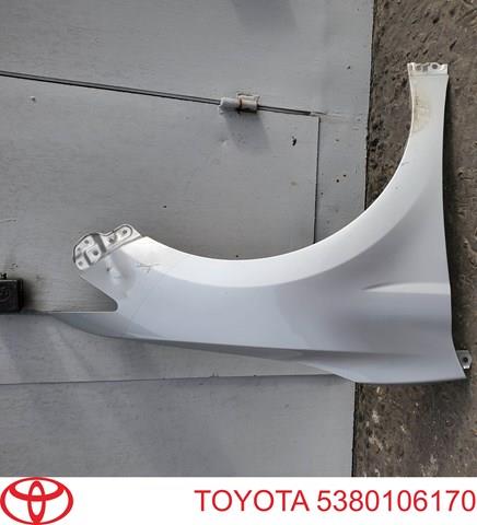 Переднє праве крило 5380106170 TOYOTA
