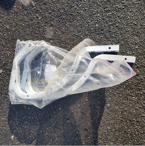 Петля кришки багажника 6450302160 TOYOTA