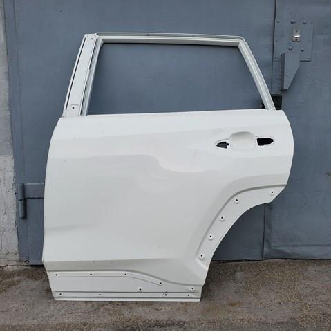 Двері пасажирськи задні ліві 6700442200 TOYOTA