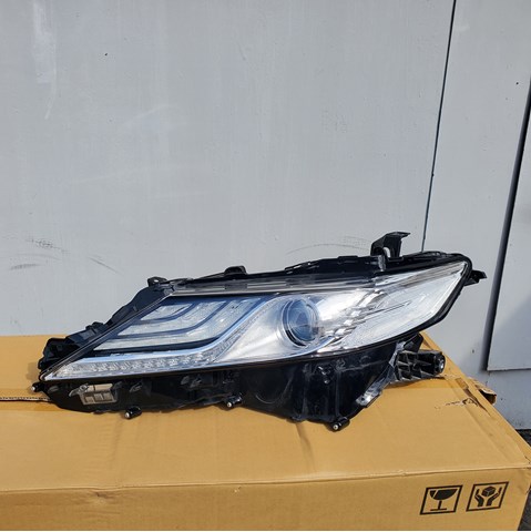 Блок фара ліва 8118533D71 TOYOTA