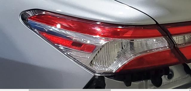 Задня ліва фара 8156106720 TOYOTA
