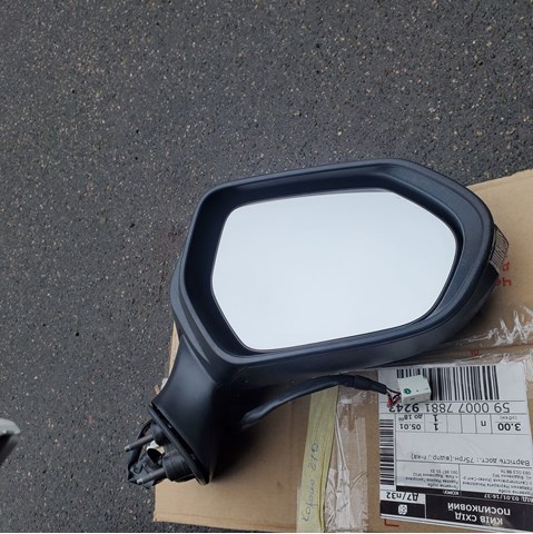 Праве бокове дзеркало 8791002L40 TOYOTA