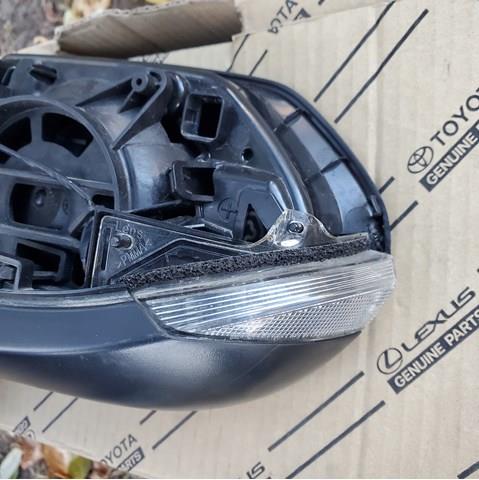 Бічне дзеркало заднього виду в зборі 8794002L41 TOYOTA