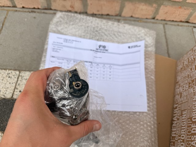 Форсунка паливна 0445110414 RENAULT