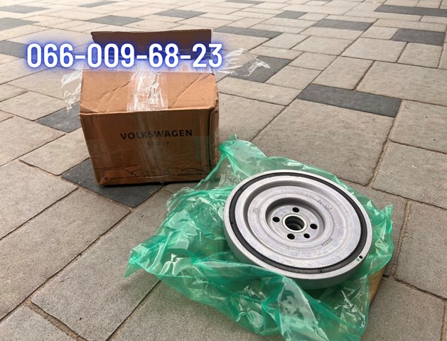 Шків колінчастого вала 04L105251H VAG