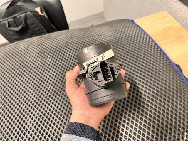 Датчик витрати повітря 0986284007 BOSCH