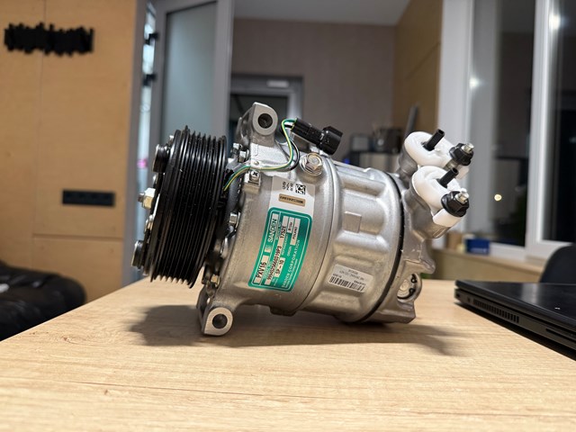 Компресор кондиціонера 36000962 VOLVO