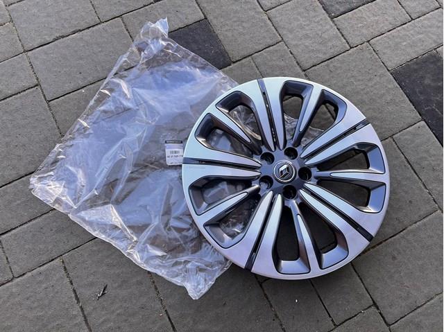 Автомобільні ковпаки 403152077R RENAULT