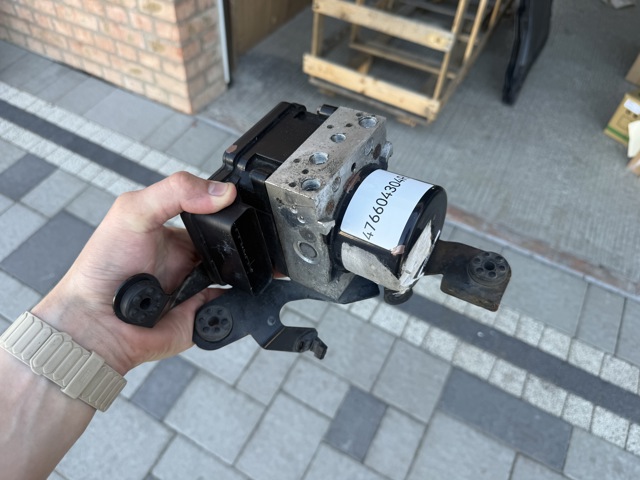 Блок управління АБС (ABS) 476604304R RENAULT