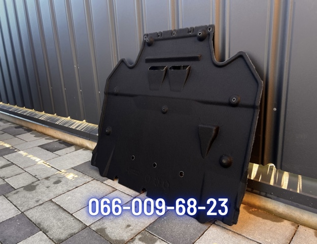 Захист двигуна передній 4G0863822B VAG