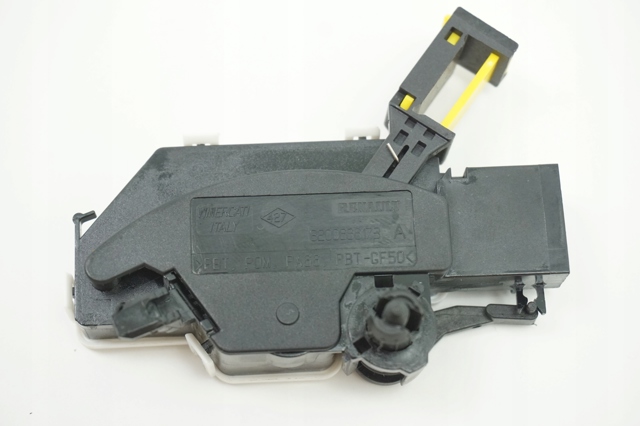 Датчик включення зчеплення 8200666173 RENAULT
