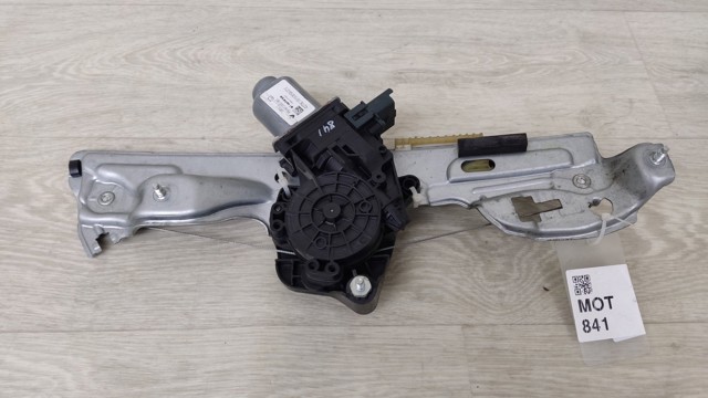 Механізм склопідйомника двері задньої, правої 827209091R RENAULT