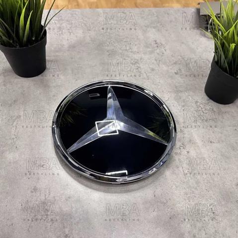 Кронштейн емблеми решітки радіатора A0008800100 MERCEDES
