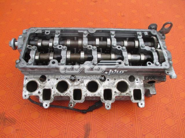 Головка блока циліндрів (ГБЦ) 03L103265AX VAG