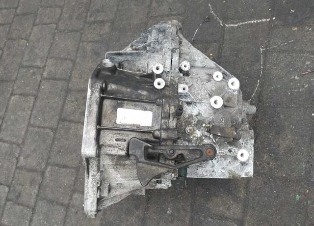 Ручна коробка передач 320101914R RENAULT