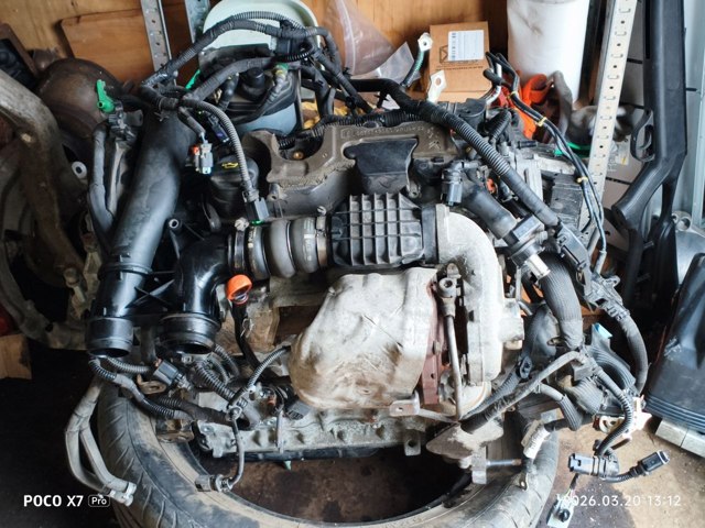 Двигун у зборі 0135TQ PEUGEOT