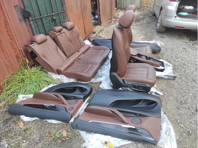 Кнопка підйомника заднього скла 61319361936 BMW