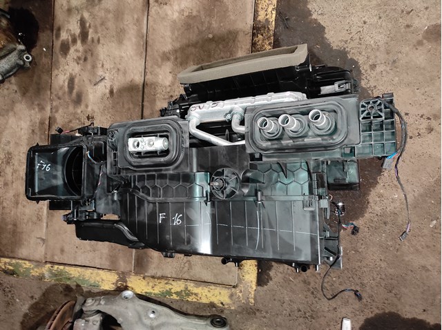 Випаровувач кондиціонера 64119289068 BMW