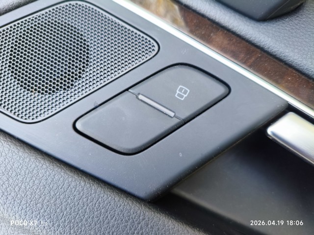 Вимикач центрального замка 80A962107 VAG