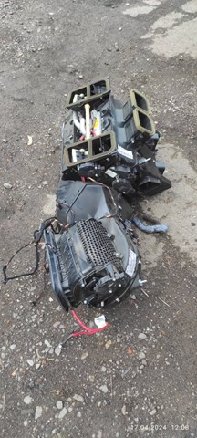 Регулятор оборотів пічки A2048707710 MERCEDES