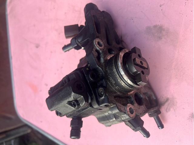 Насос паливний високого тиску (ПНВТ) - DIESEL A6460700201 MERCEDES
