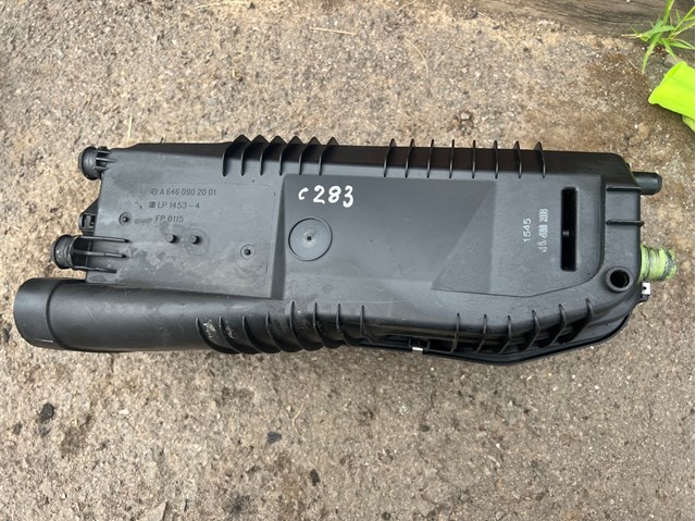 Корпус повітряного фільтра A6460902001 MERCEDES