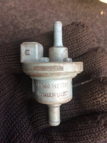 Клапан вентиляції бензобака 0280142155 BOSCH