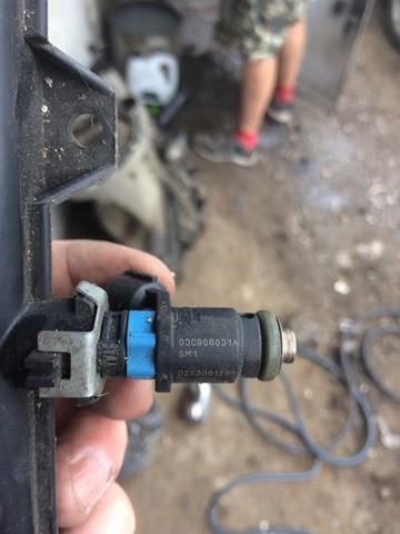 Форсунки електромагнітні 03C906031A VAG