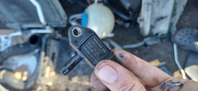 Датчик тиску вихлопних газів 03L906051A VAG