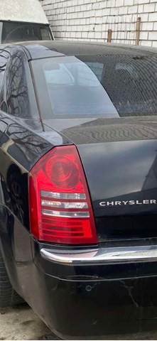 Ліхтар задній лівий Chrysler 300