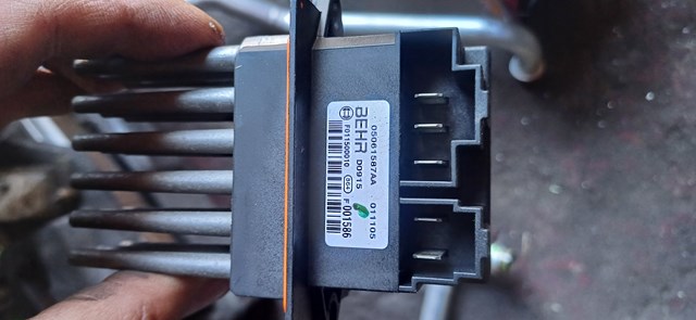 Резистор моторчика вентилятора A/C 05061587AA CHRYSLER