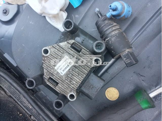 Котушка запалювання 0986221048 BOSCH