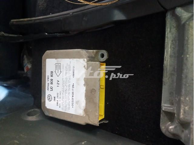 Блок управління airbag 1J0909609 VAG