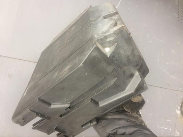 Корпус блоку запобіжників 2035450801 MERCEDES