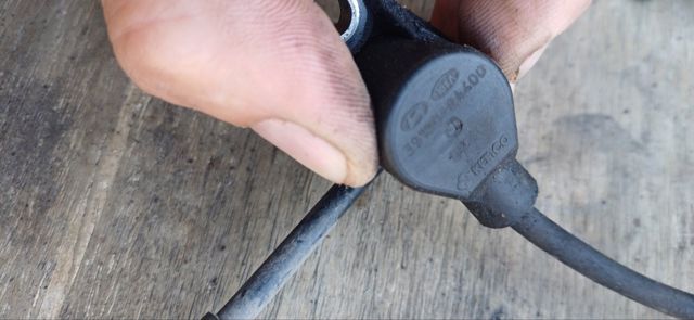 Датчик положення колінвала Хендай Ай 10