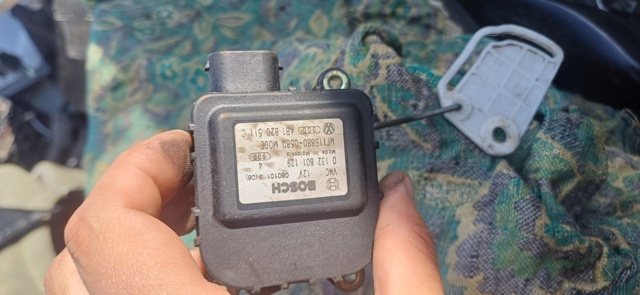 Двигун заслінки печі 4B1820511C VAG