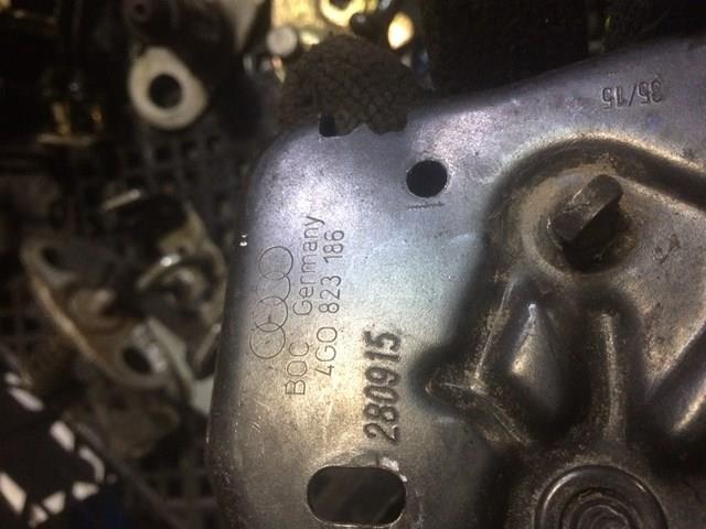 Замок капота 4G0823186 VAG