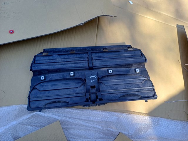 повітропровід радіатора 51647195271 BMW