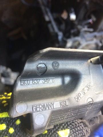 Кришка ручки зовнішніх дверей задніх лівих 5K0837349B VAG