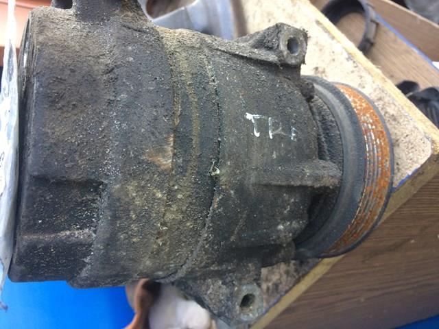Компресор кондиціонера 6560630 RENAULT