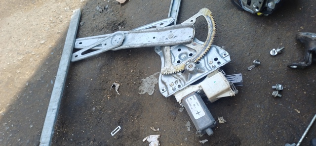 Склопідйомник з електродвигуном 6982005050 TOYOTA