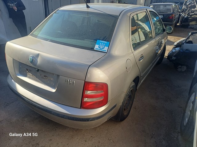 Двері задні в зборі Skoda Fabia 1